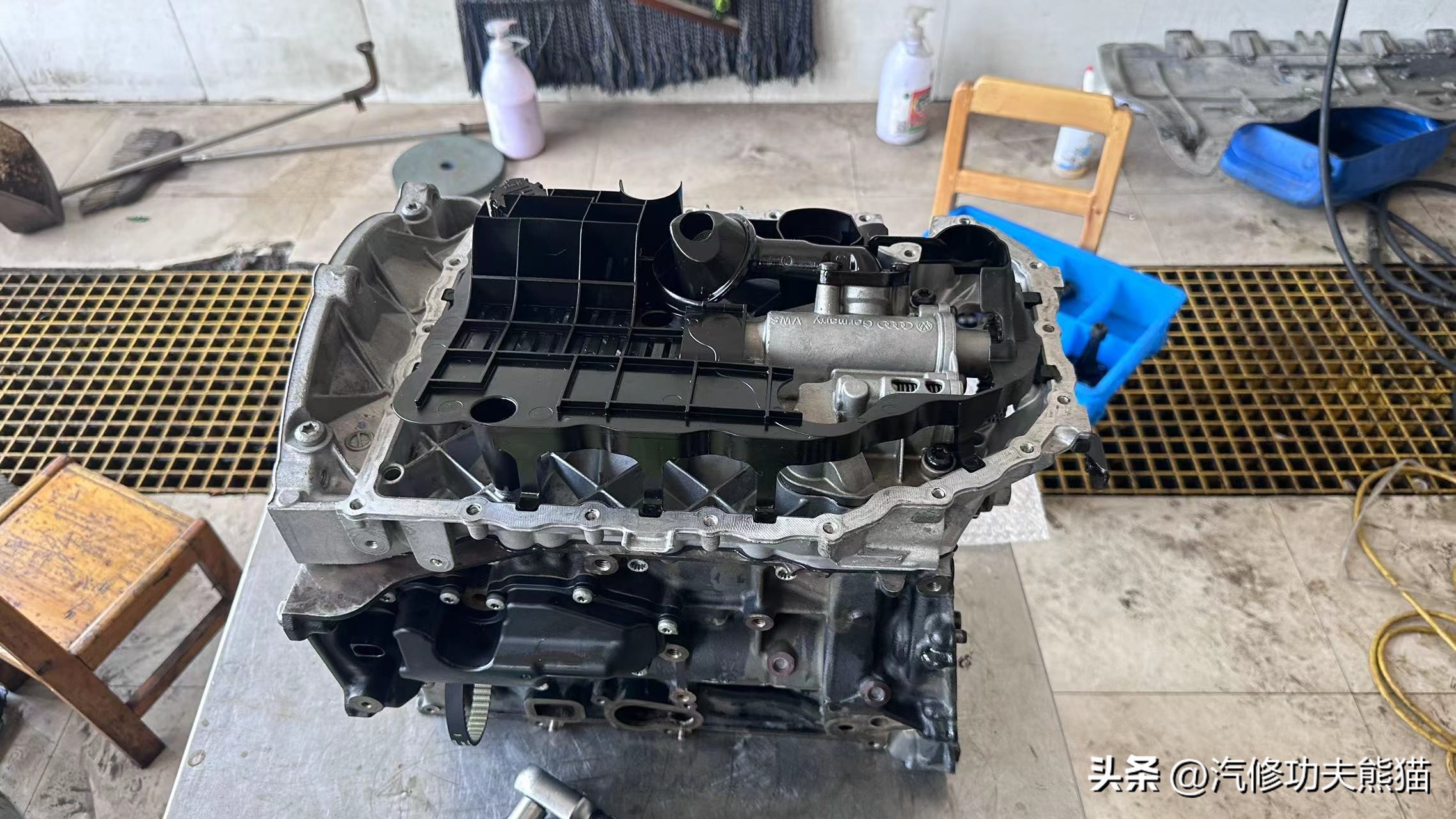 夏朗烧机油1500公里,进口大众夏朗1.8t不烧机油