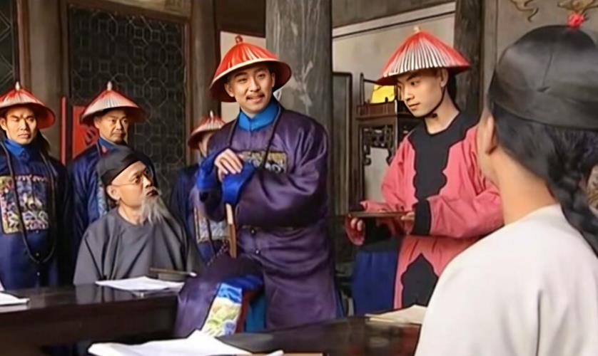 正一品的清朝官员,清朝官员工资从九品到正一品