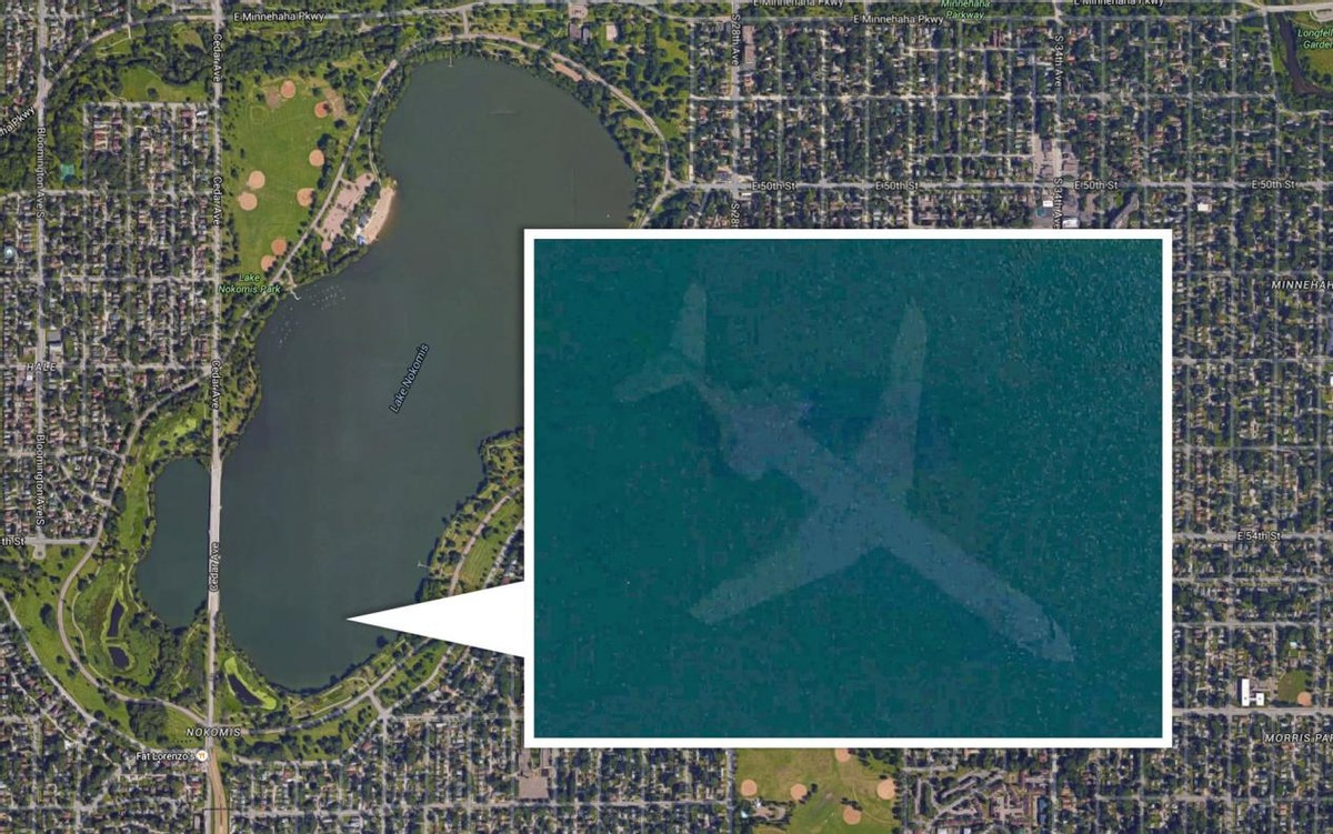 谷歌诡异地图细思极恐,谷歌地图在海边发现的诡异场景