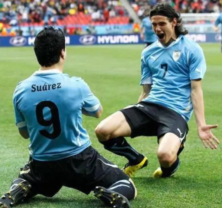 今日足球意大利vs厄瓜多尔,足球比赛乌拉圭vs英格兰