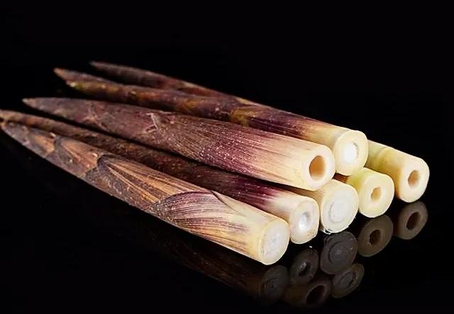 食在贵州农家特产,遵义桐梓马鞍山转盘方竹笋火锅