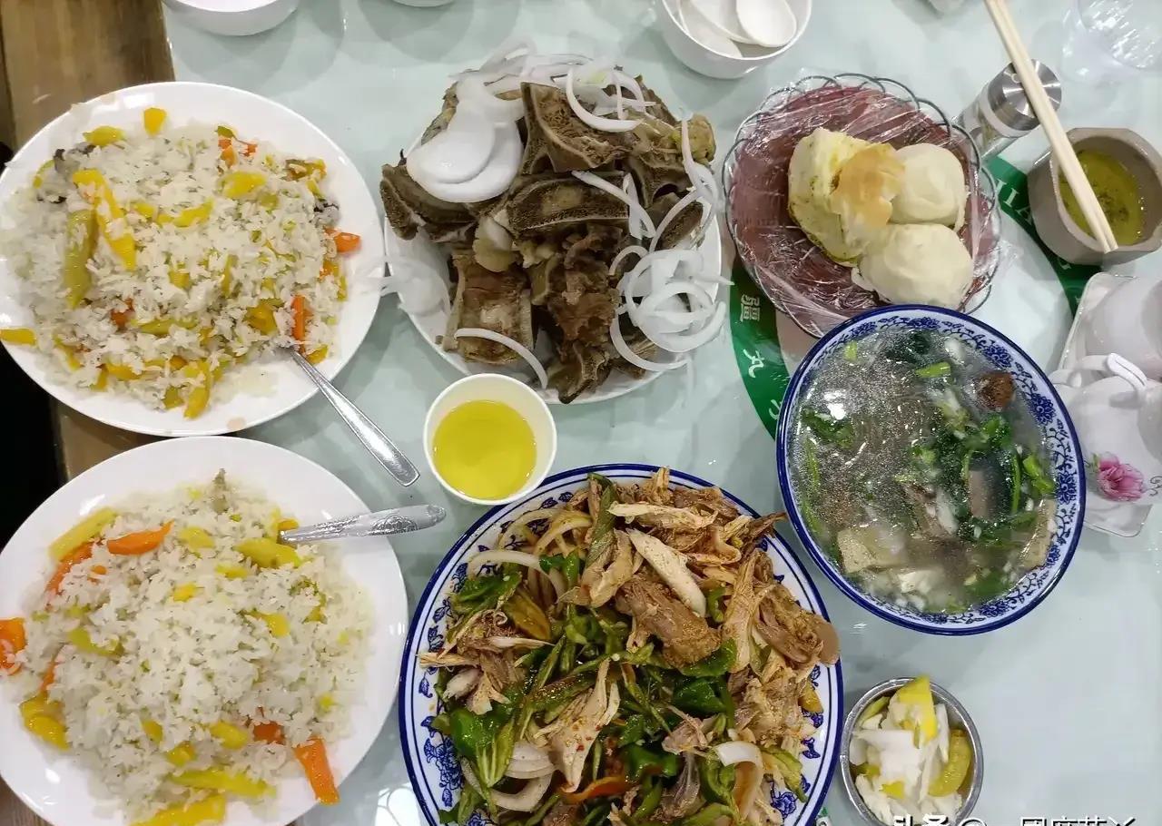 济宁特色甏肉干饭推荐,济宁任城甏肉美食