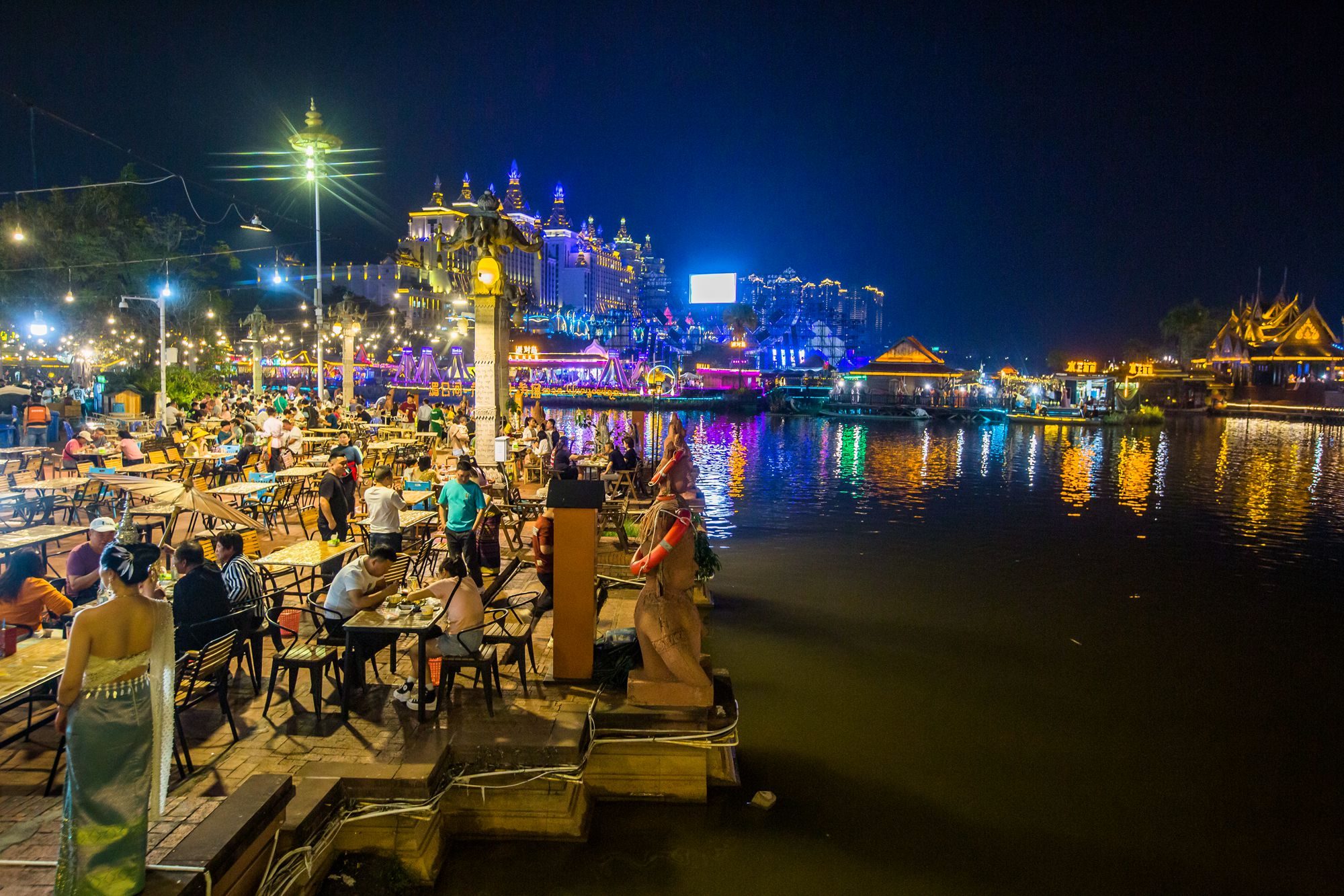 西双版纳星光夜市很美夜色更美,西双版纳星光夜市夜景美篇