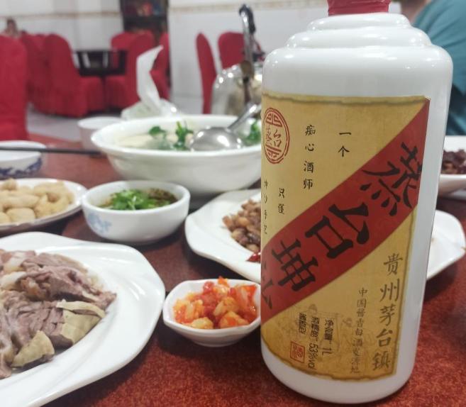 十大价格亲民的纯粮白酒列表,推荐几款价格不高的纯粮白酒