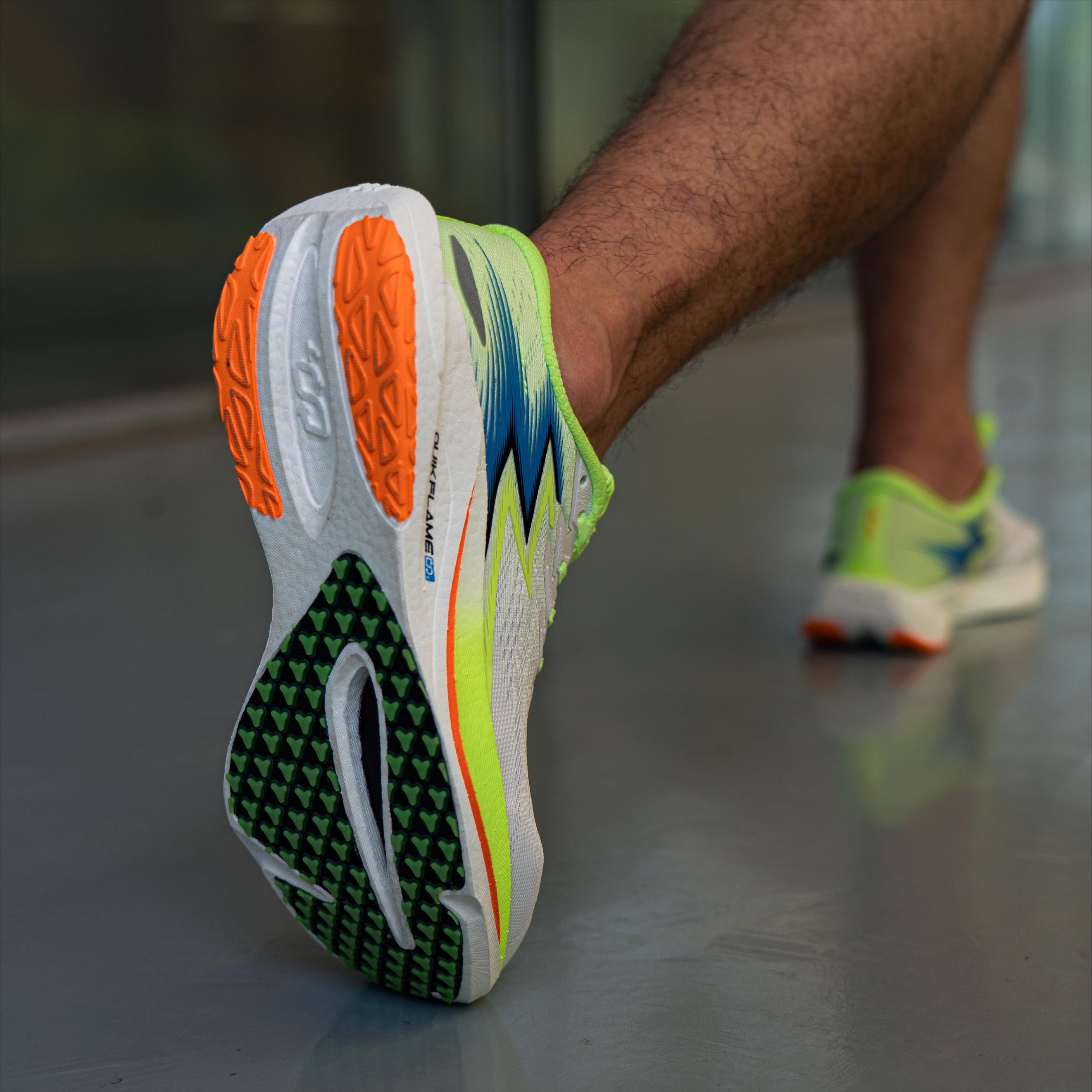 跑鞋评测361度,跑鞋飙速冷门