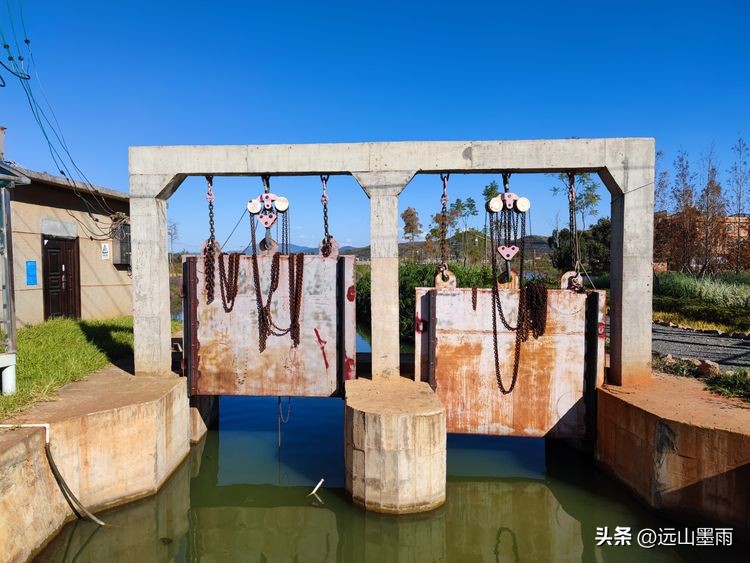 云南昆明滇池小渔村展新颜,滇池边的小渔村