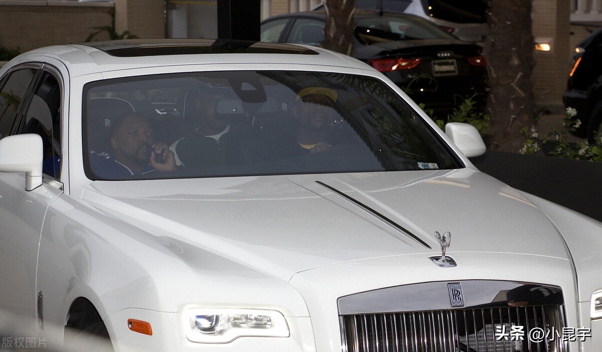 漂亮男孩梅威瑟没输过吗,梅威瑟vs帕奎奥和康纳谁的门票多