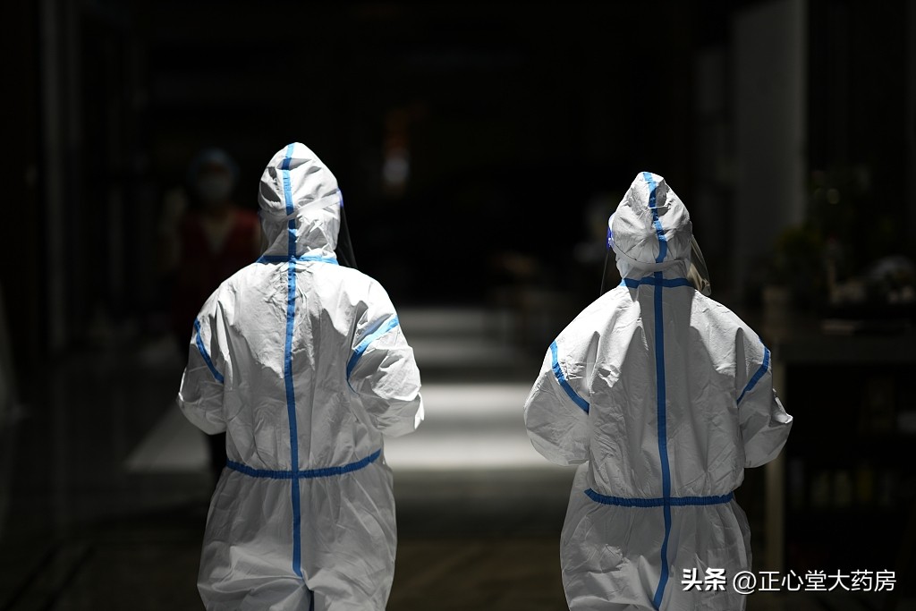 转阴后出现胸闷气短几天可以好转,转阴后胸闷气短犯恶心