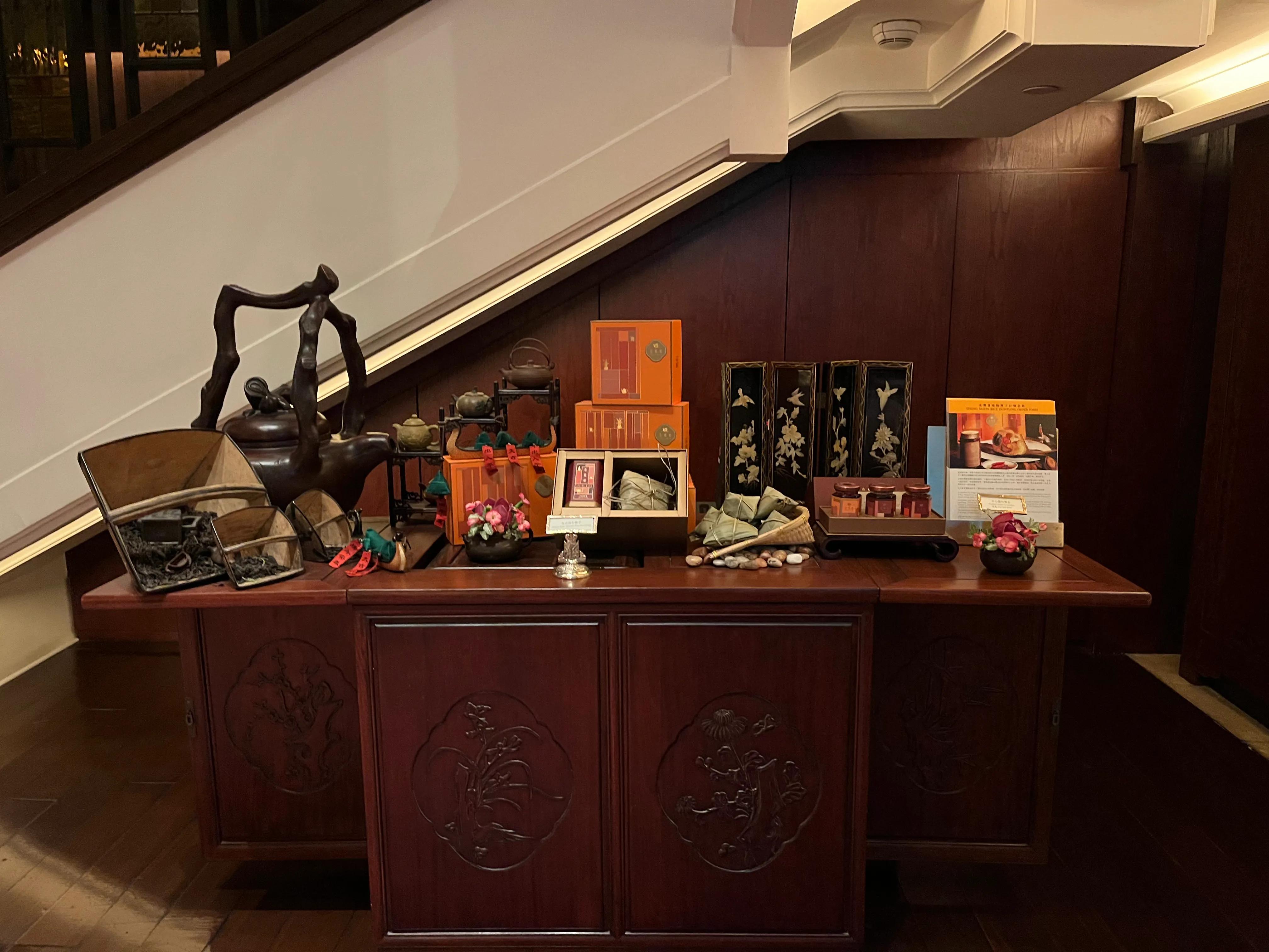 香港半岛酒店宴会厅,香港半岛酒店与威斯汀