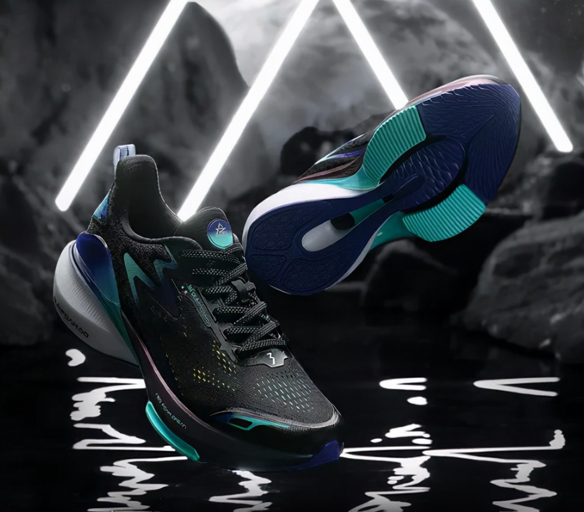 国产新品！闪击8代新配色小清新，安踏复古鞋有点帅，361度惊喜多