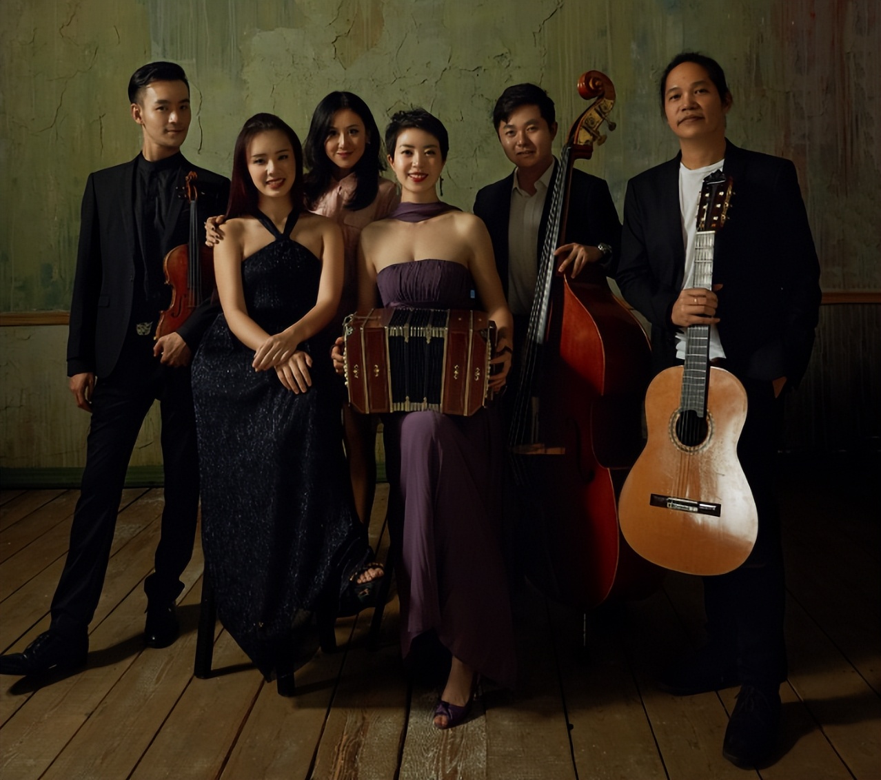 不是阿根廷人，就不配听探戈吗？赵丽蓉老师可不答应