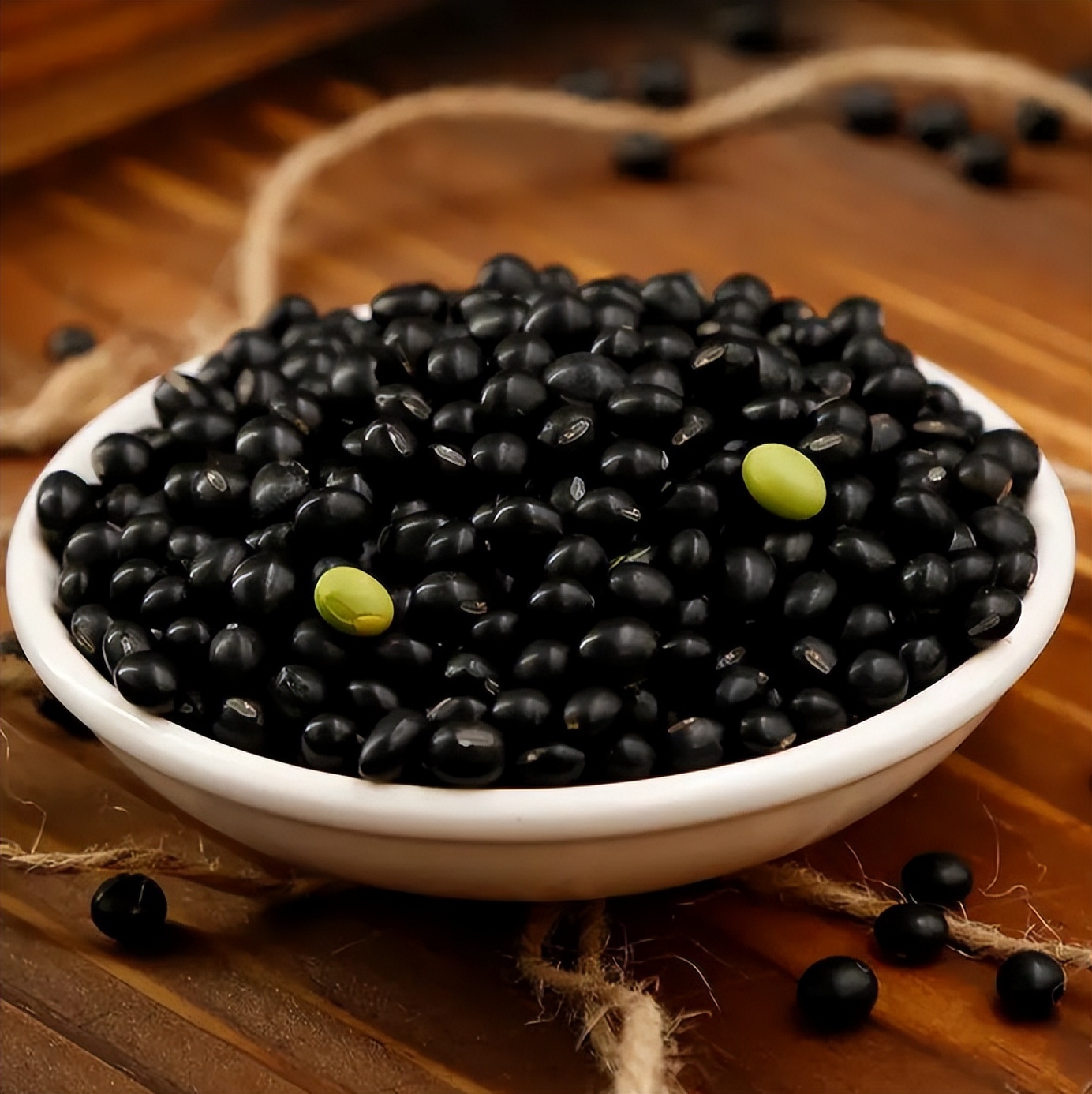 立秋少吃葱姜蒜应多吃什么,立秋后少吃的四大食物