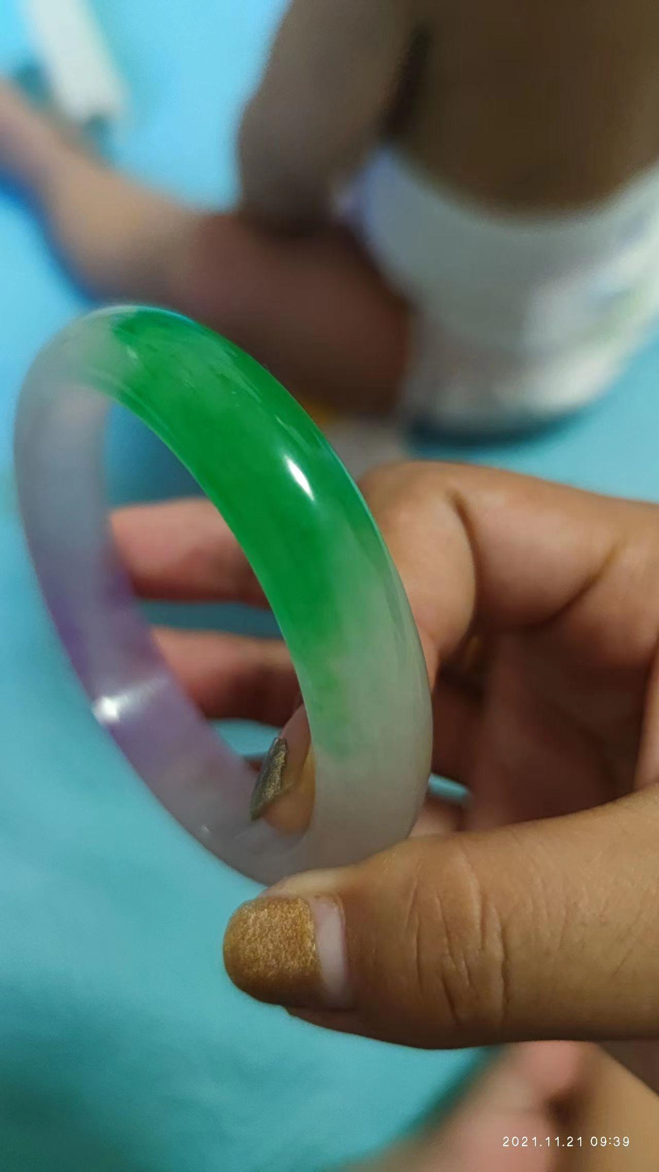 买到假玉石怎么起诉,在品牌店里买到的是假玉