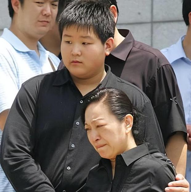 新闻联播播报罗京去世,新闻联播主持人罗京去世