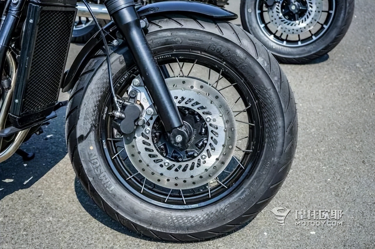 汉威bobberb40和金吉拉300,汉威bobber改双座