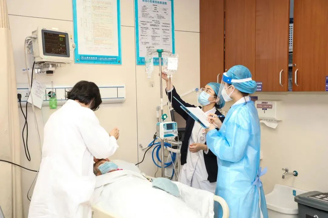 发热门诊患者暴增的应急预案,发热门诊医疗服务有序