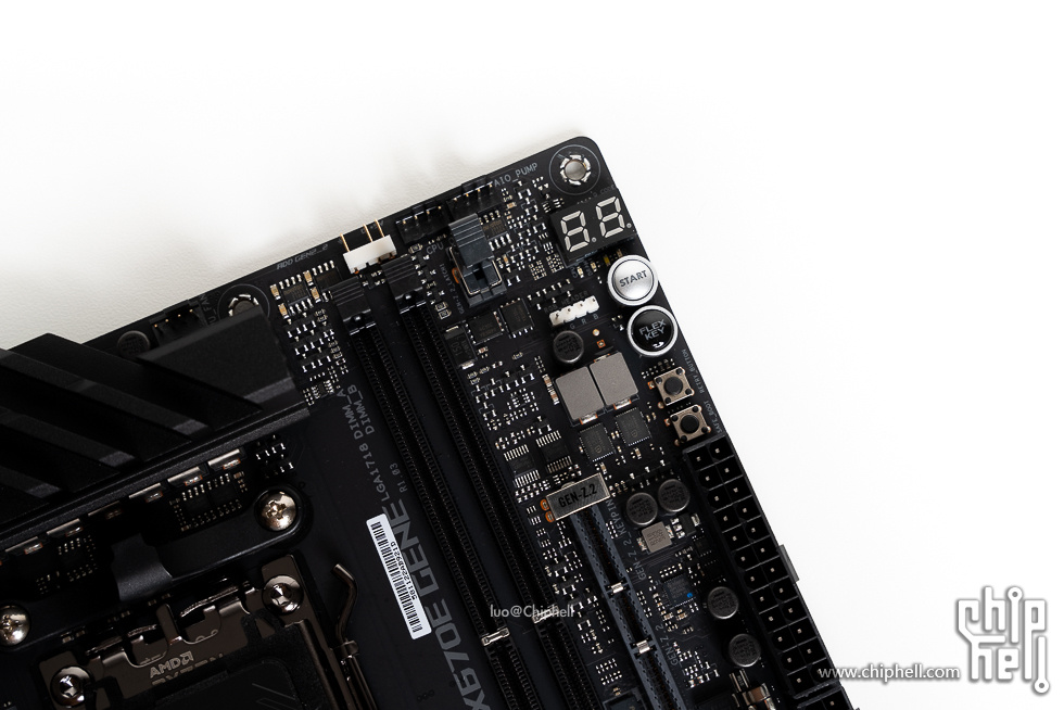 华硕tufgaminggt502弹药库白色,华硕gt502机箱黑橙搭配