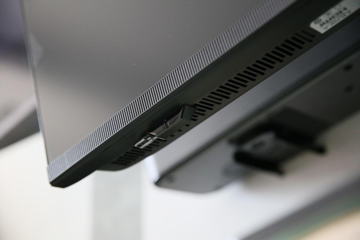 是显示器更是电视机，深度评测元创师icustom28H24k智慧显示器