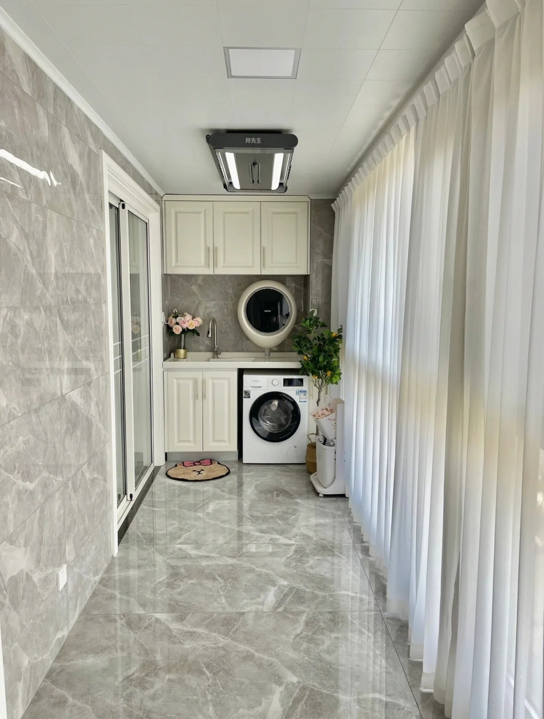 陕西夫妇晒出自家144㎡新房走红：不豪华，却是很多家庭的榜样