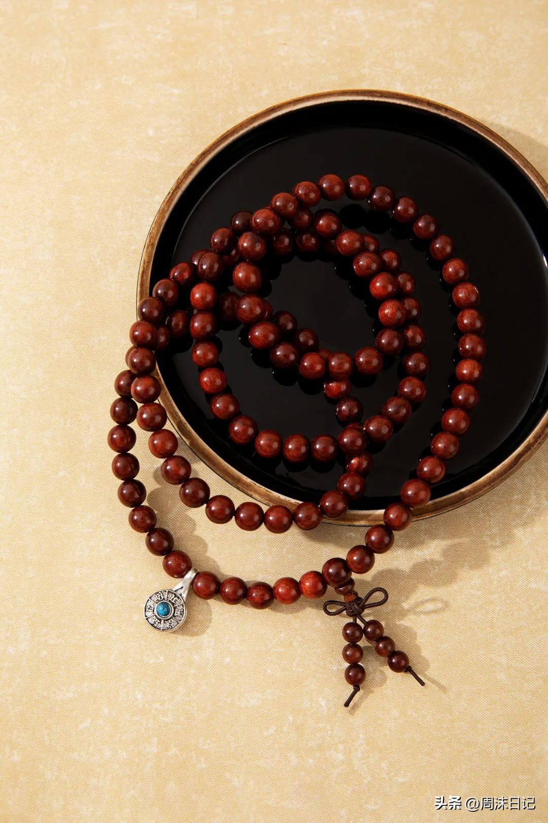 堪称“帝王之木”的印度小叶紫檀,越盘越好看,“真香”