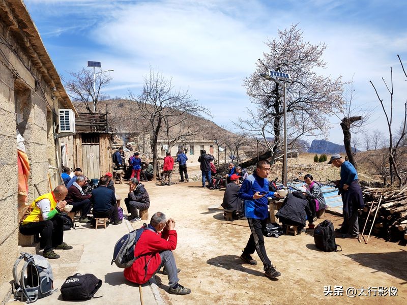 山西太行山大峡谷风景区拍照打卡,南岭太行山