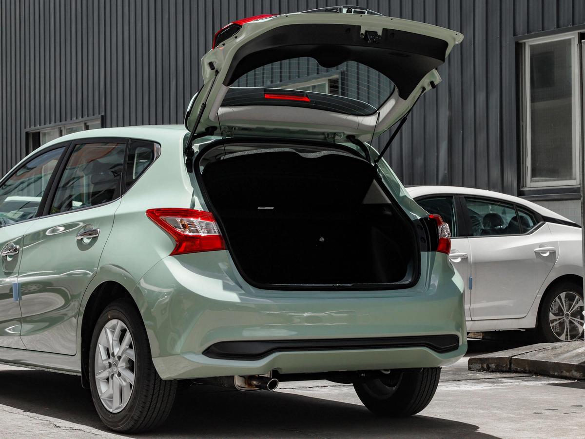 10万内代步车油耗低点,10万油耗低的代步车