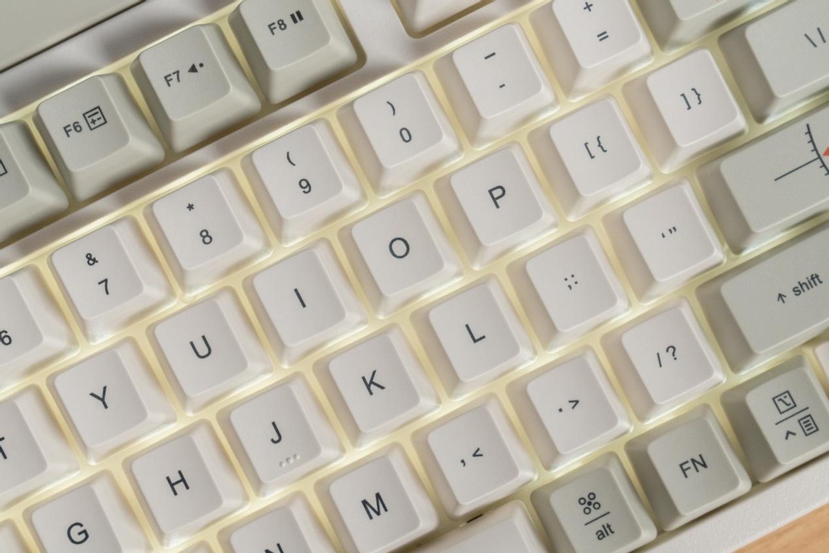 洛斐透明磨砂键盘测评,lofree洛斐机械键盘套装