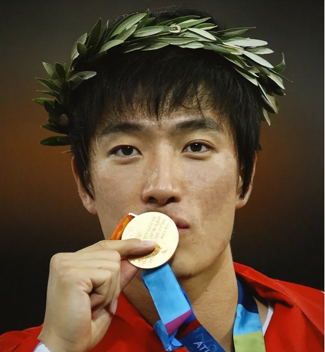 刘翔的个人资料及家庭简介,刘翔现在有多有钱