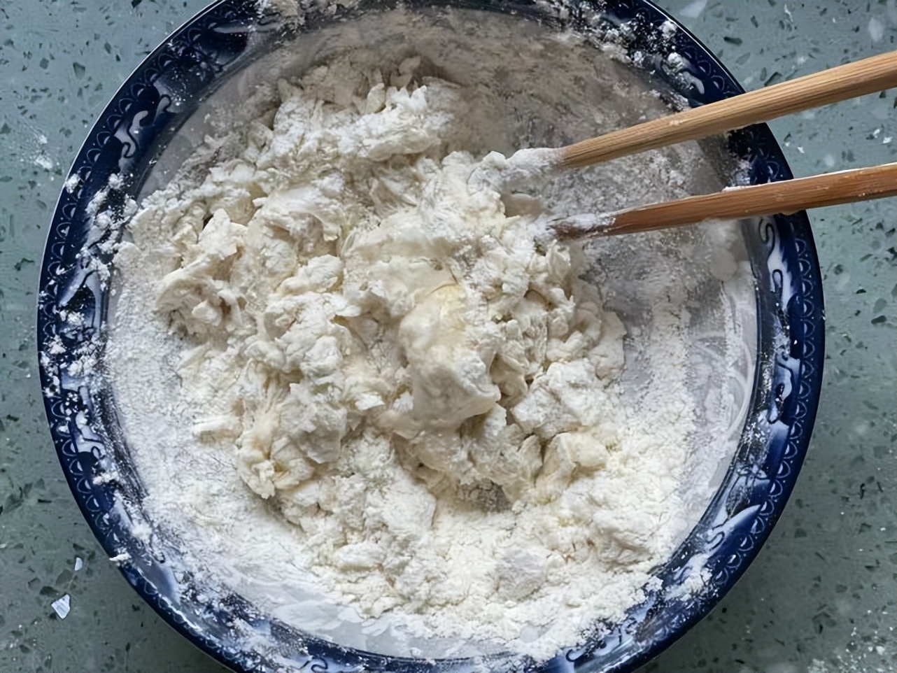 做包子馒头不用酵母粉可以做的吗,酵母粉发面怎样蒸的包子馒头蓬松