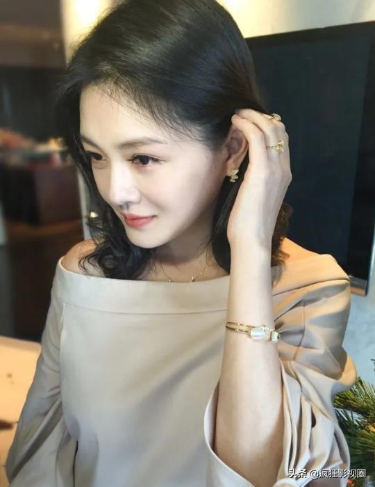 大s与韩国大叔结婚照片,深度分析大s与韩国老公结婚