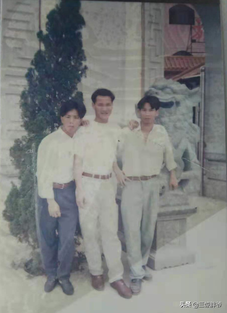 回忆广东东莞塘厦花厂打工照片,80年代东莞工厂打工的纪实