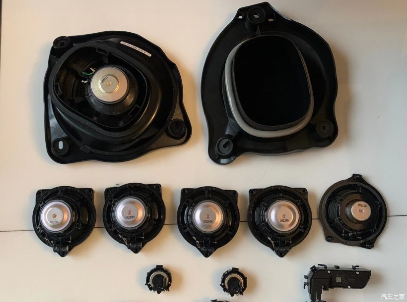 奔驰e级超震撼音响改装方案,奔驰e级改什么音响最好