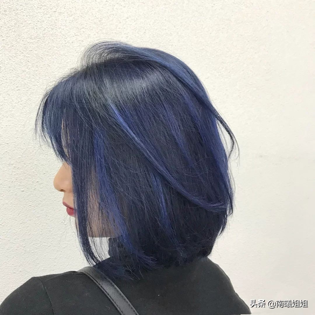 葡萄红适合换什么发色,适合秋冬的发色葡萄酒红