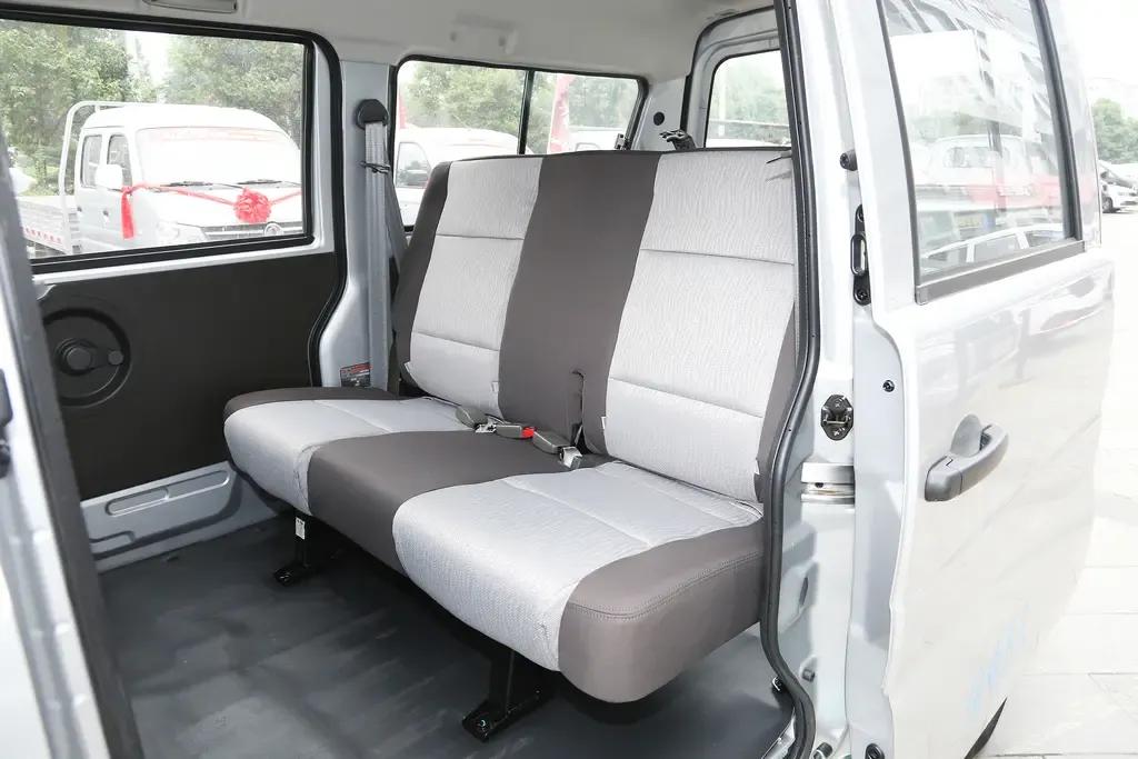 最便宜的车东风小康k07s,东风小康k07s2023落地价