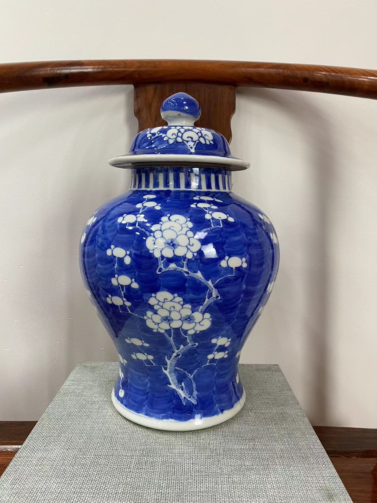 清冰梅瓷器,冰梅瓷器有没有官窑款式