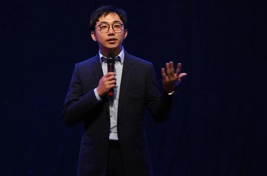 河南富豪利用人性贪婪赚500亿,河南小伙通过人性贪婪挣五百亿