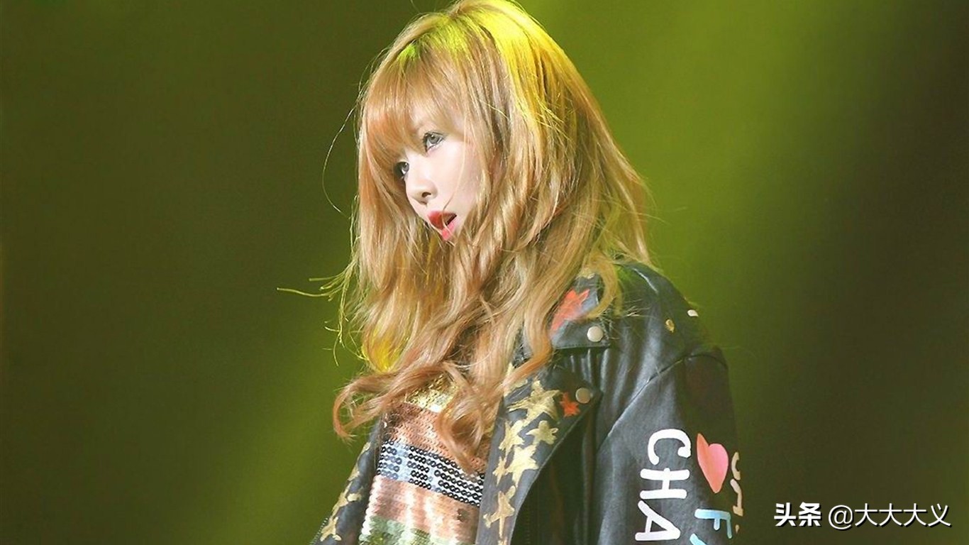 金泫雅惊艳写真集,金泫雅惊艳的照片写真