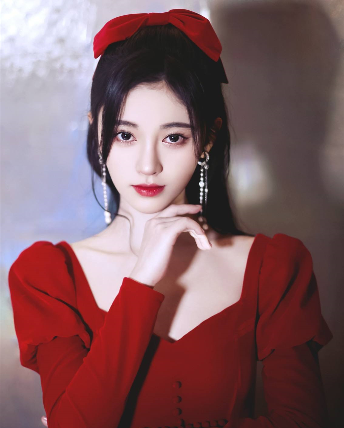 从“相貌平平”到千娇百媚，这7位女星的脸，前后差距让人破大防