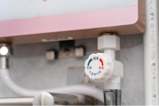 奥特朗即热式电热水器排第几名,奥特朗即热式热水器测试