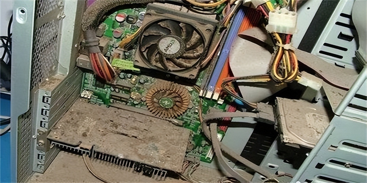 冰箱主板坏了什么原因,主板坏了是什么表现