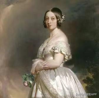 欧洲皇室珠宝冠冕,拿破仑帽300年