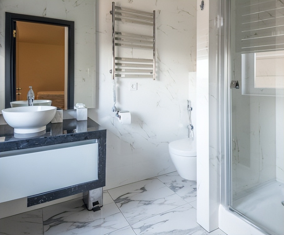 补漏神器轻松解决渗水卫生间漏水,卫生间地漏漏水补漏的最佳方法