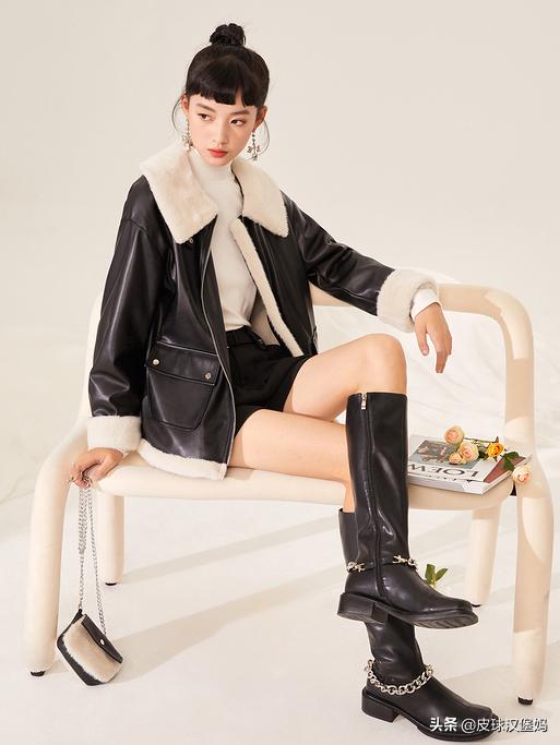 喜欢穿皮衣皮草的女人,喜欢穿皮衣的小姐姐