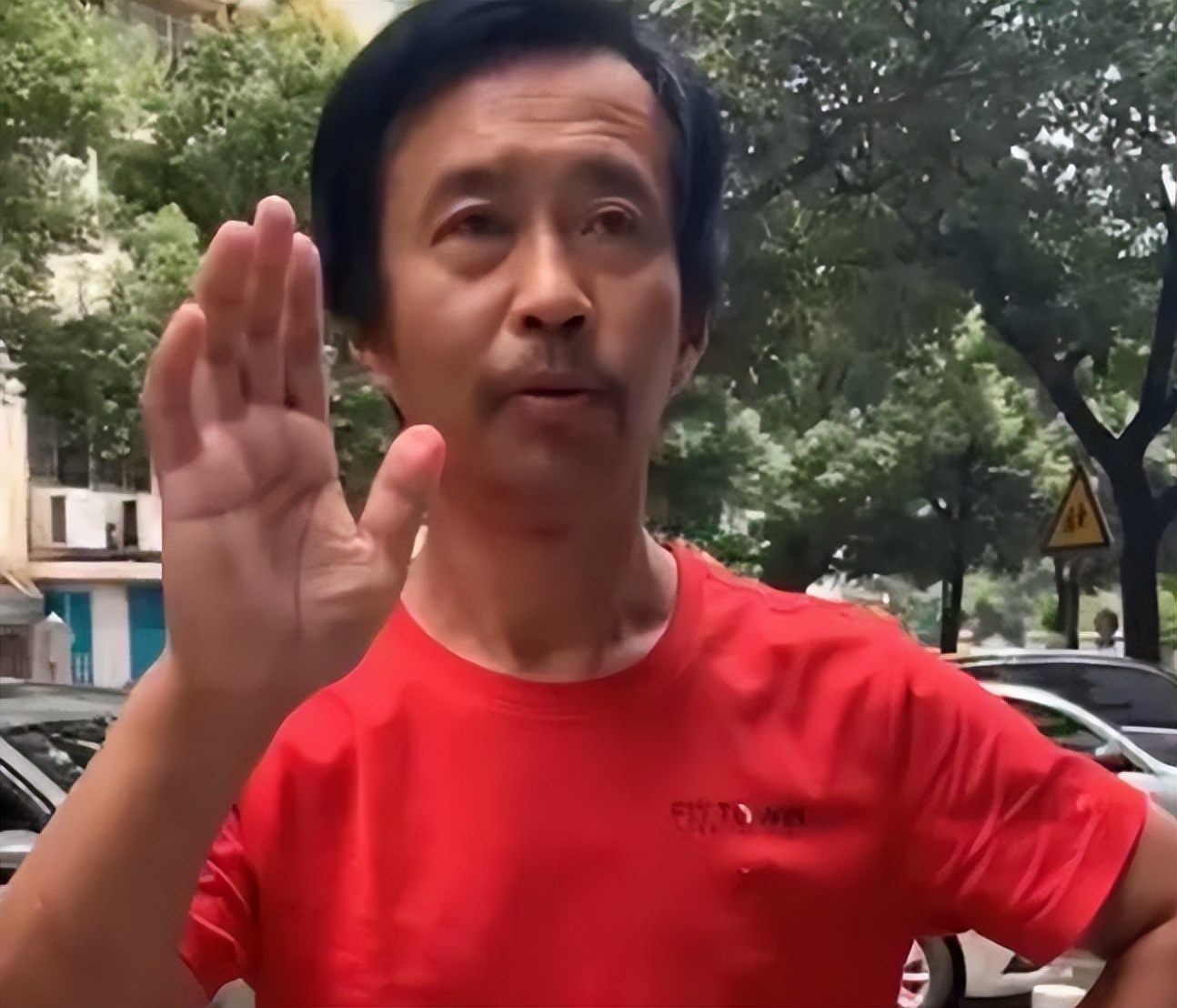 流浪大师沈巍最新现状,流浪大师沈巍十年前图片