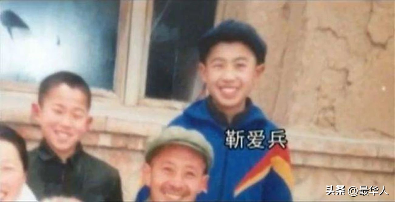 高材生4年吃住网吧,985高材生网吧虚度四年现状