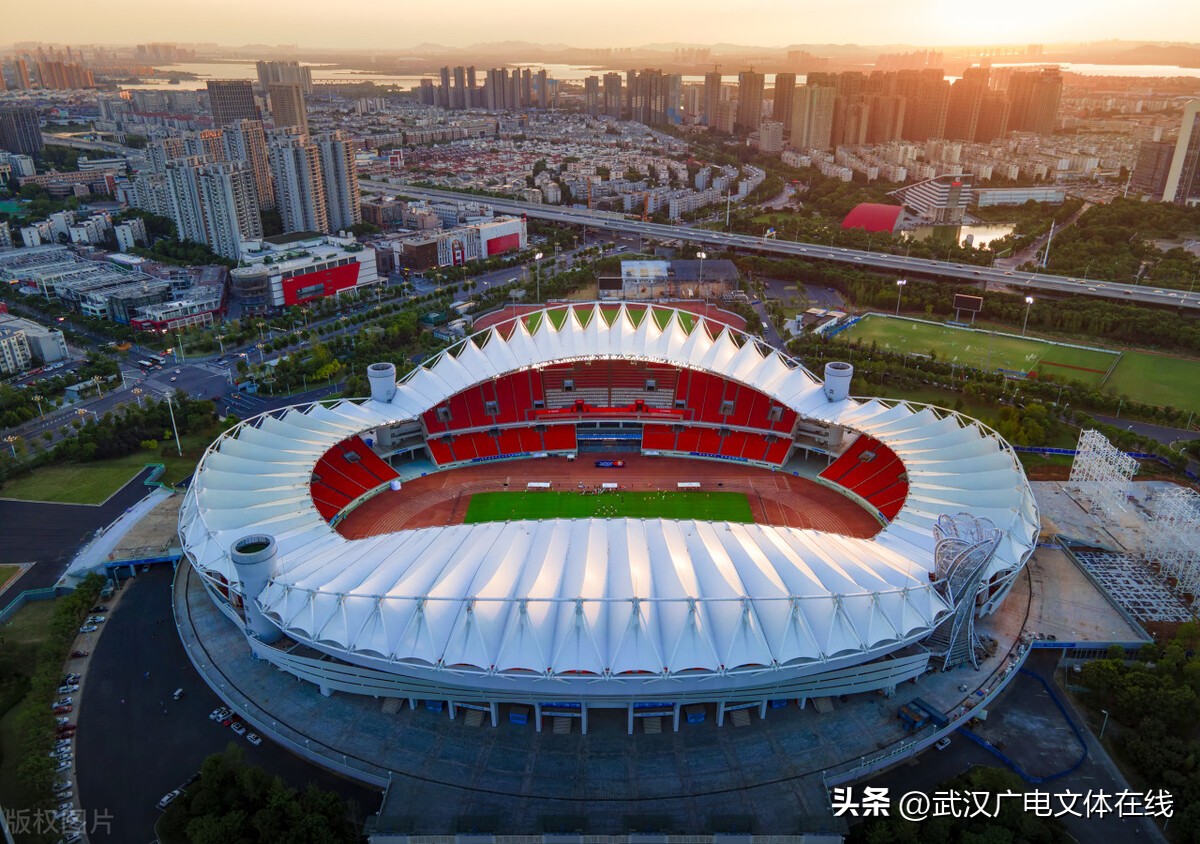 武汉三镇迎来亚冠首战首发,武汉三镇队亚冠首秀战平卫冕冠军