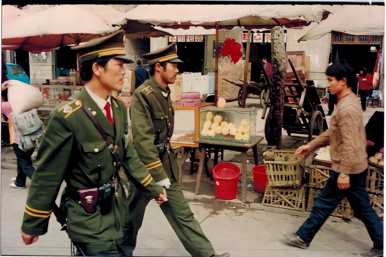 中国机密文件泄露处罚,泄露中国国家机密的案例