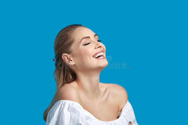 口臭老婆嫌弃怎么办,口臭的女朋友