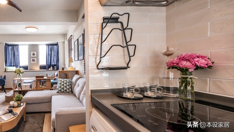 香港家庭主妇住宅生活,香港蜗居真实生活一家四口