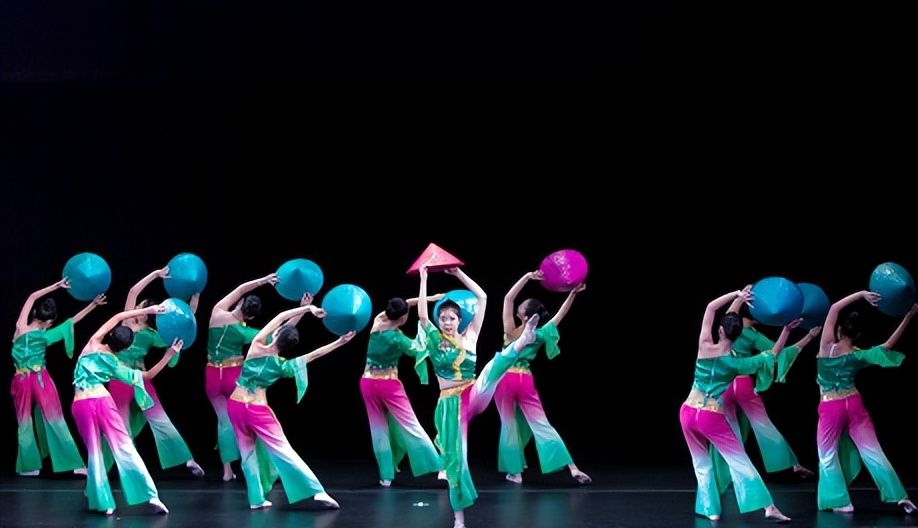 北美舞蹈艺术思想,中西方舞蹈审美的不同